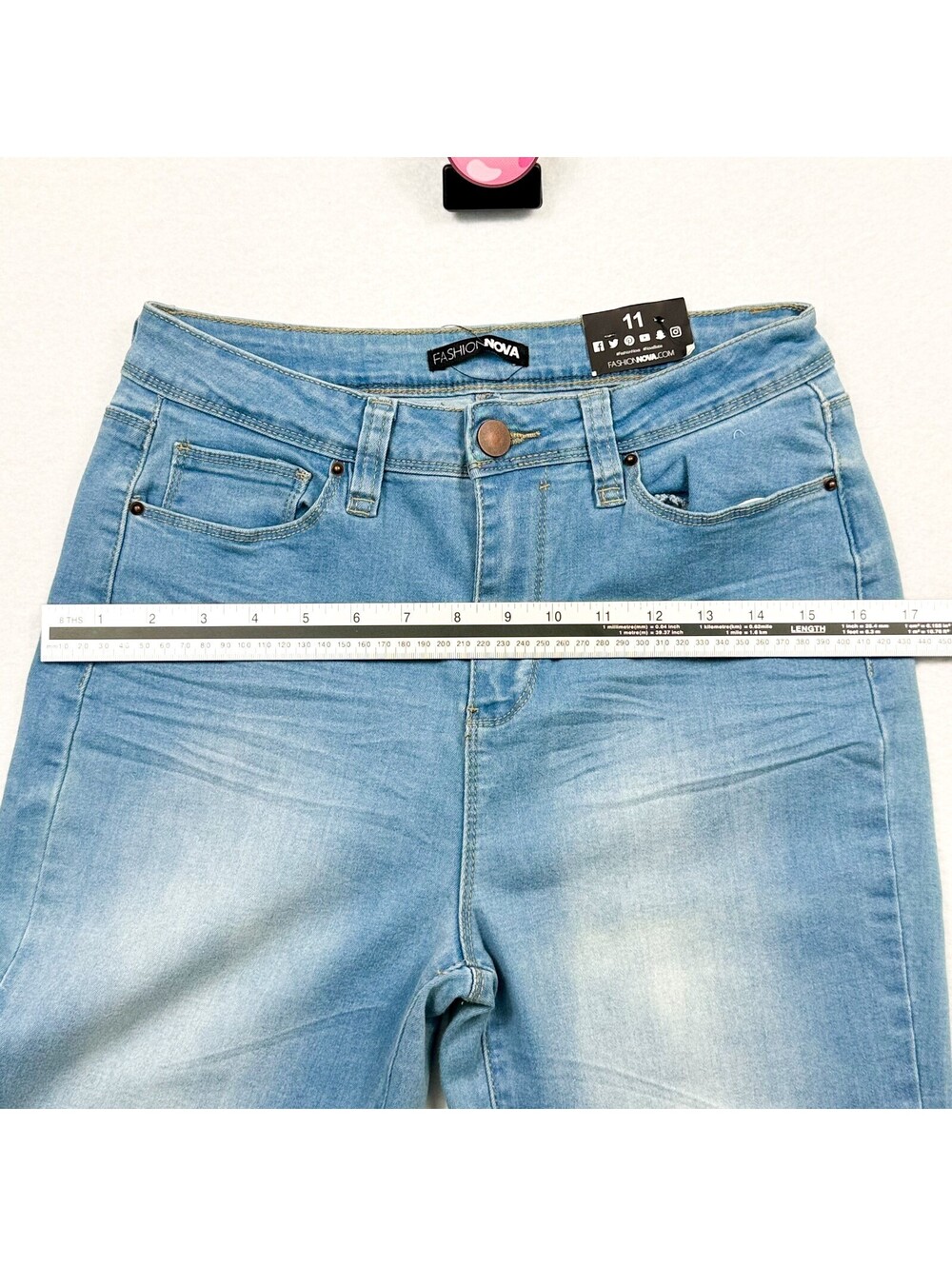 Fashion Nova Wide Leg High Waisted Light Wash Denim Jeans Women’s Size 11 NWT - Picture 14 of 15